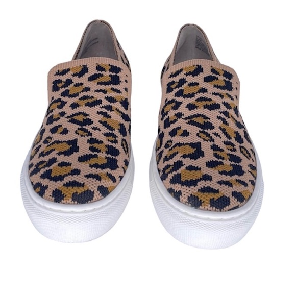 Steven By Steve Madden Kelsea Sneaker - Picture 3 of 8